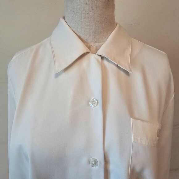 VIPetites by Sears - Cream / White Collared Blouse - Picture 3 of 9